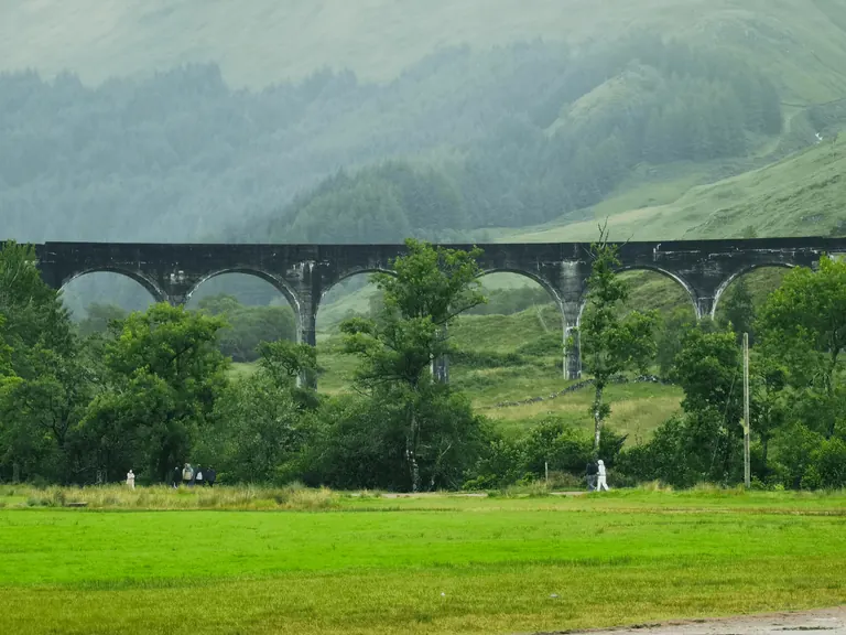 Glenfinnan 高架桥远景