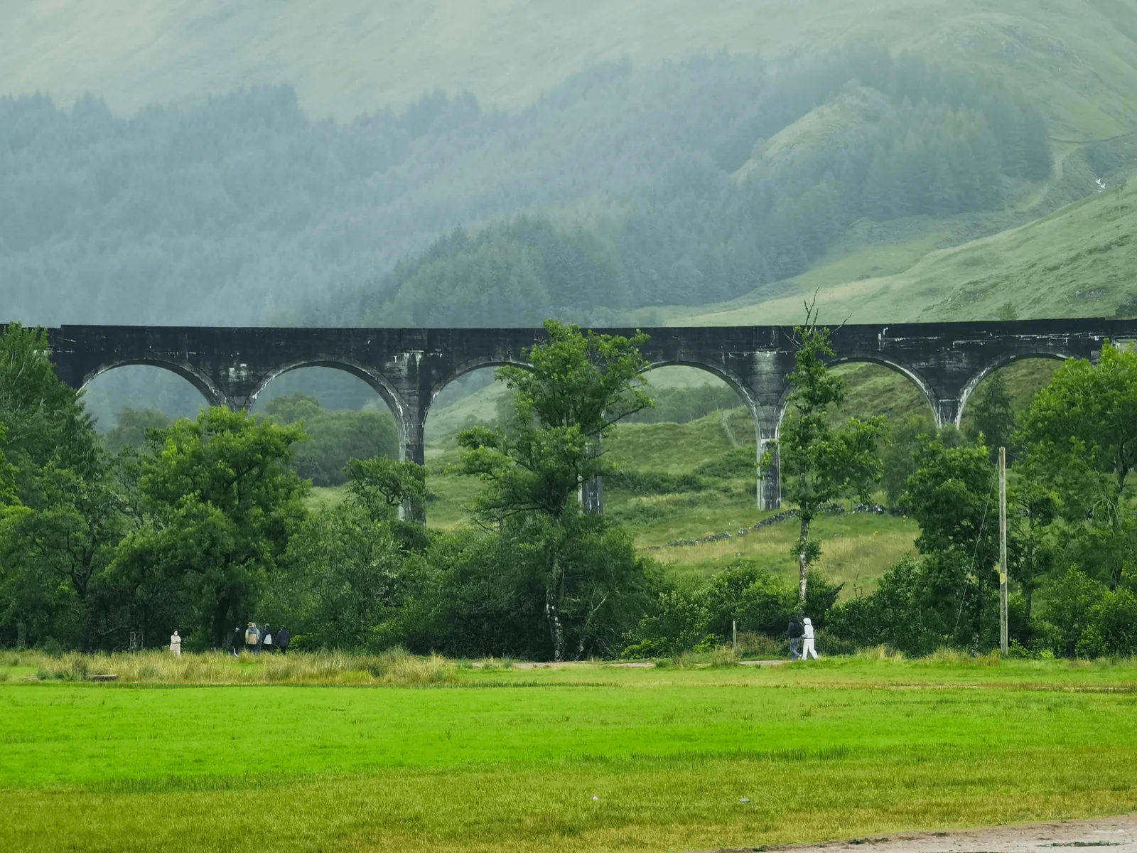 Glenfinnan 高架桥远景
